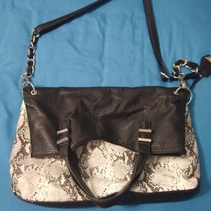 Jessica Simpson purse
